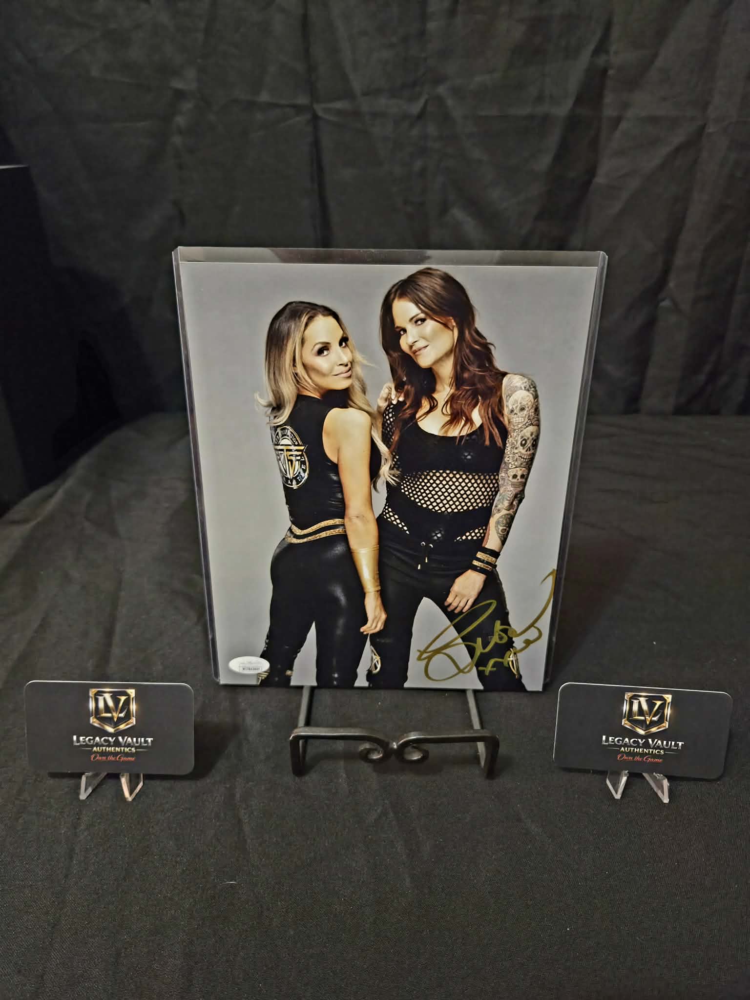 Lita Signed 8x10 Autographed AEW WWE Legend Hall of Fame Diva JSA