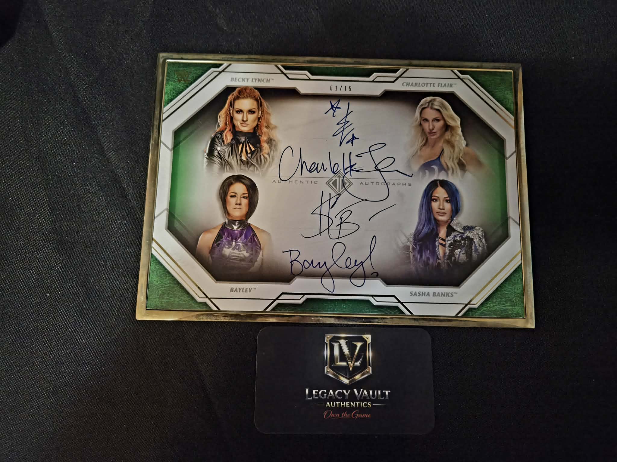 Ultimate Mystery Chase Game AEW WWE Legend Hall of Fame Eddie Guerrero Ultimate Warrior Yokozuna Hulk Hogan Charlotte Becky Lynch Bayley Sasha Banks 4 Horsewoman