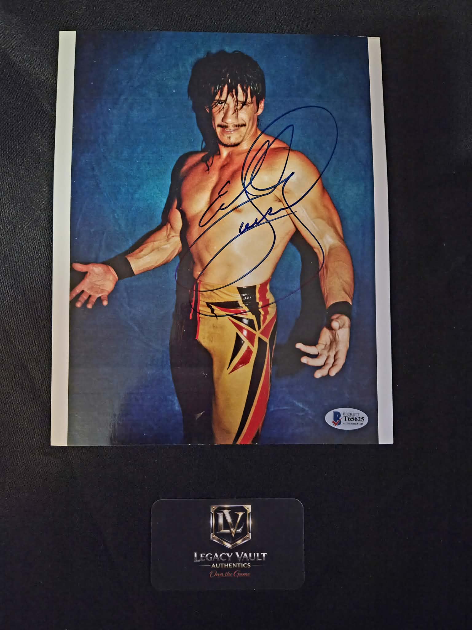Ultimate Mystery Chase Game AEW WWE Legend Hall of Fame Eddie Guerrero Ultimate Warrior Yokozuna Hulk Hogan Charlotte Becky Lynch Bayley Sasha Banks 4 Horsewoman